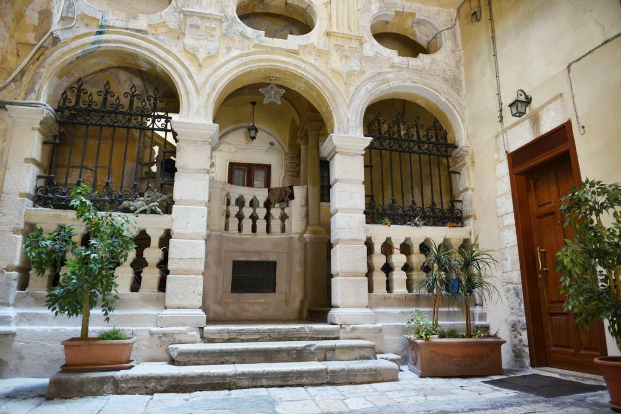 Sisters Residence Bari Exteriör bild